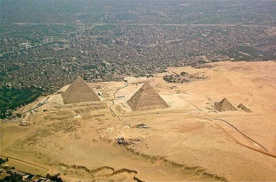 Avventura Privata di Mezza Giornata alle Piramidi di Giza - View 1