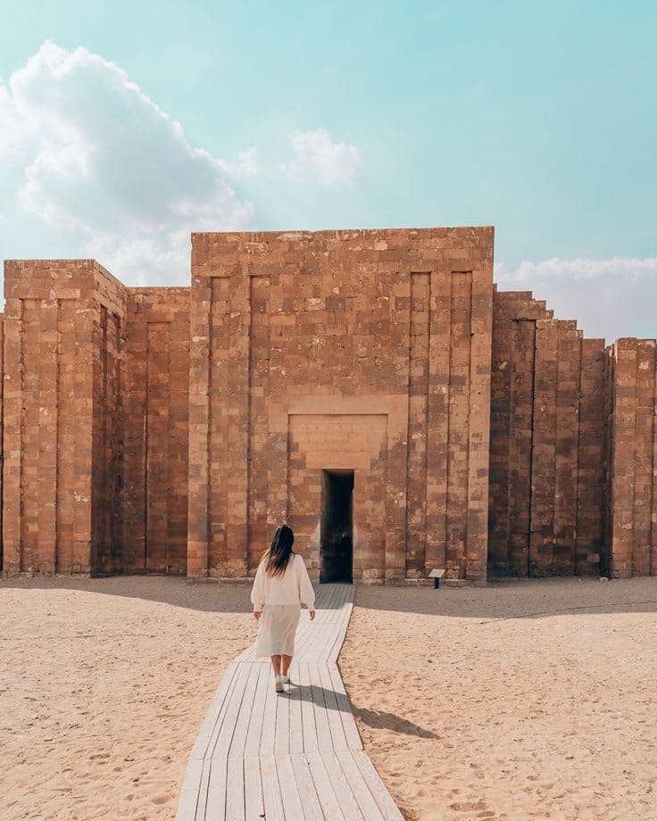 Giza All-Inclusive VIP Tour: Giza Pyramids, Saqqara and Memphis - View 1